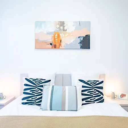 Apartmán - Balcony - New And Comfy